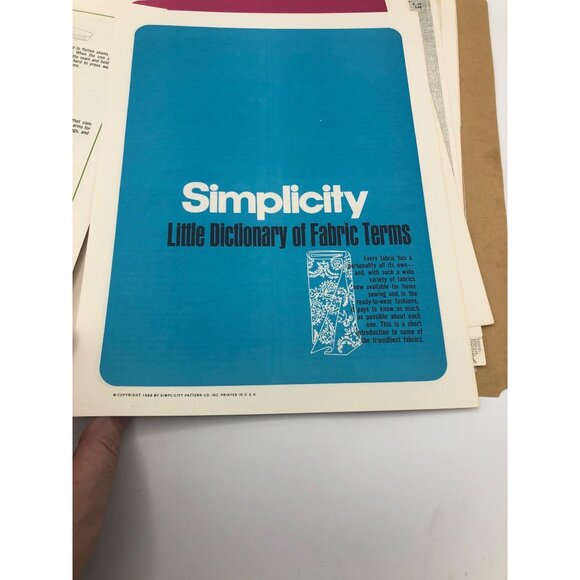 Sewing Guide Terms Beginner Simplicity Reference DIY Clothing Sew Pamphlet VTG - Picture 13 of 16
